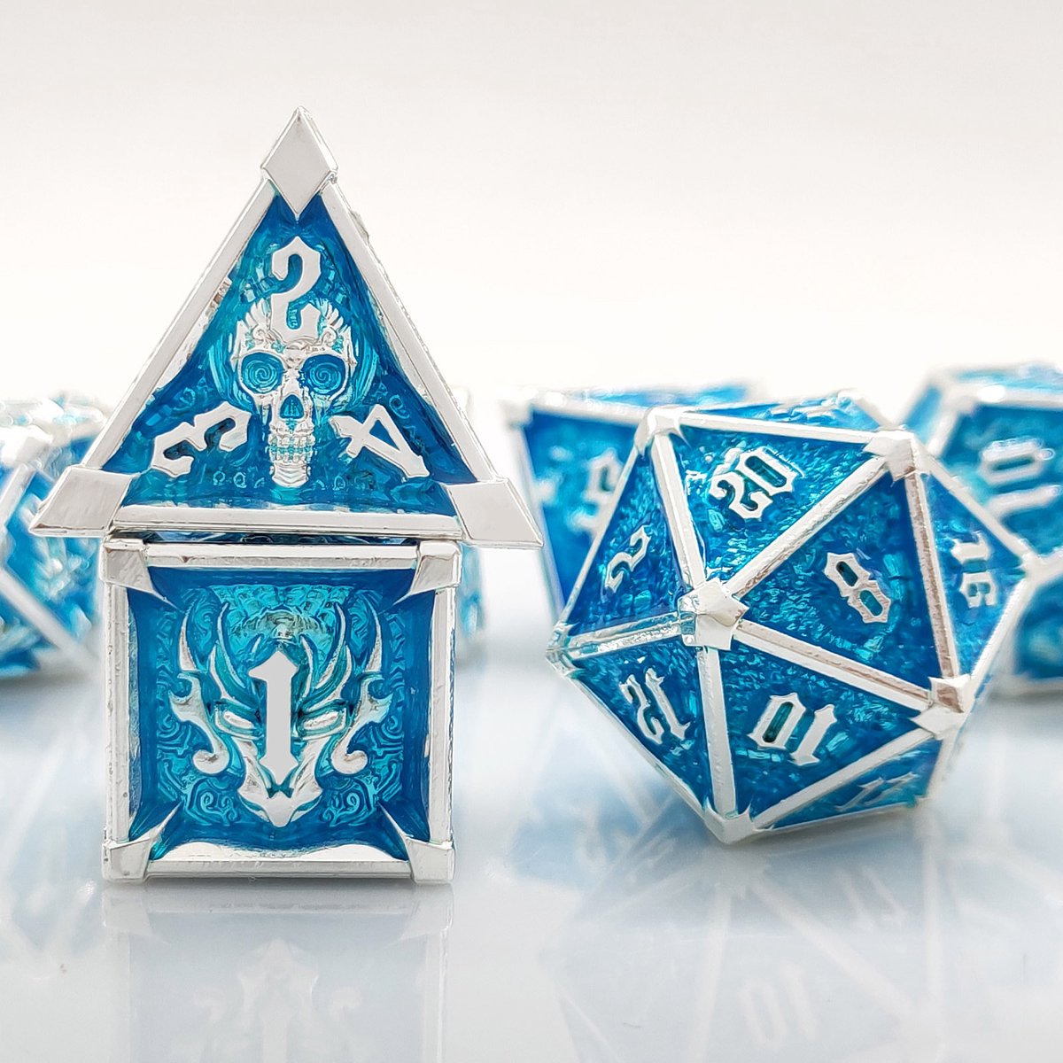 Metal dice set Demon skull