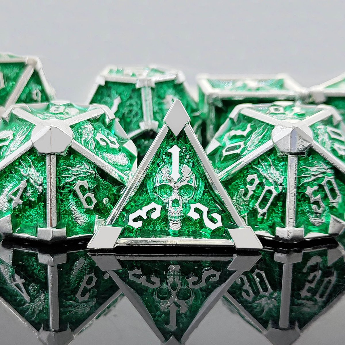 Metal dice set Demon skull